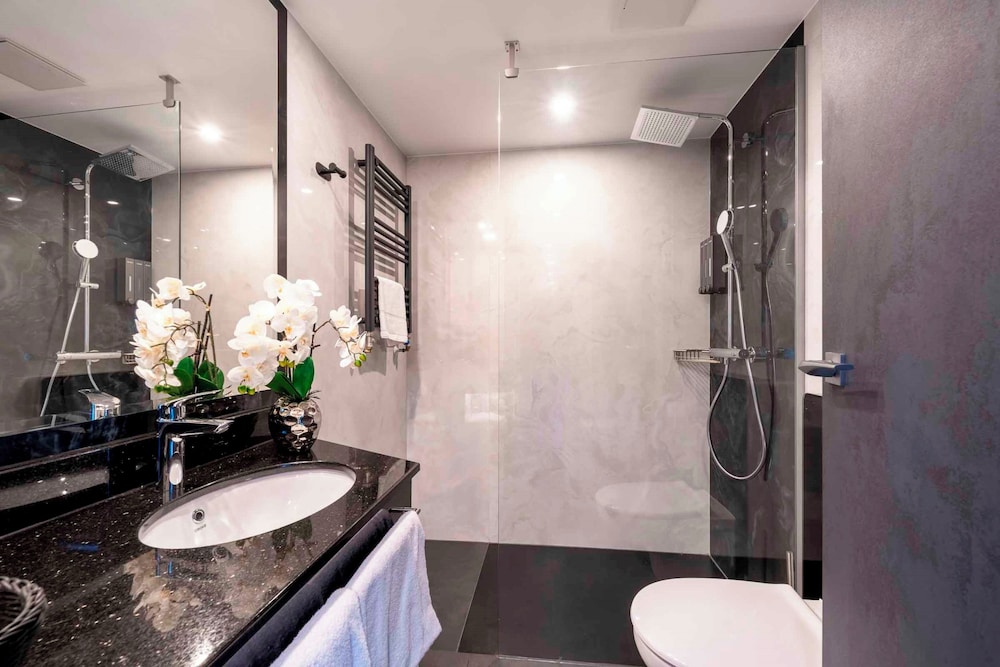 Junior Suite, Garden View - Photo 15