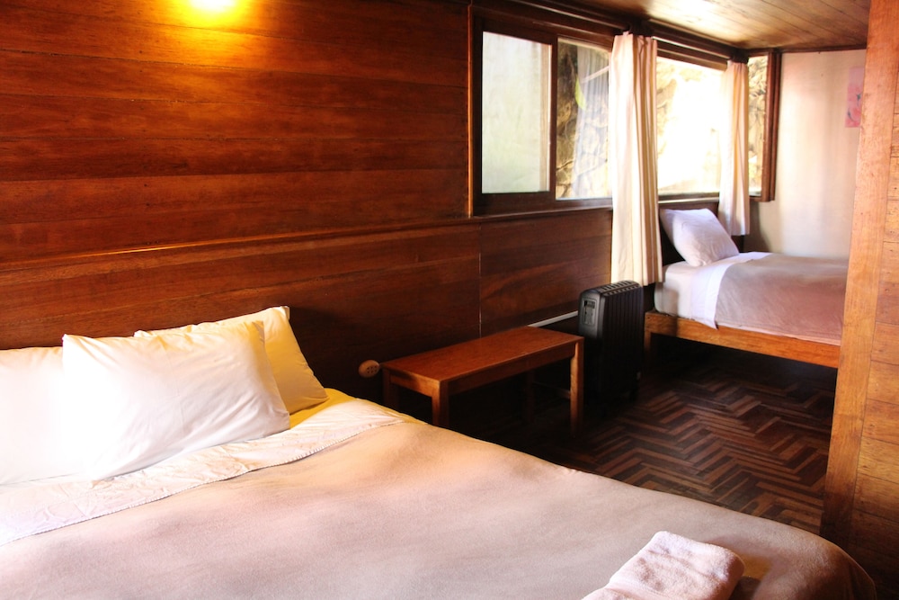 Basic Triple Room photo 1