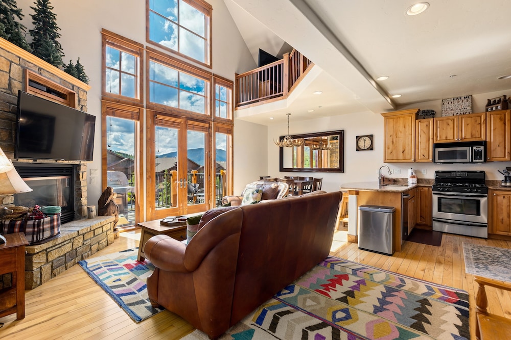 Townhome, 3 Bedrooms