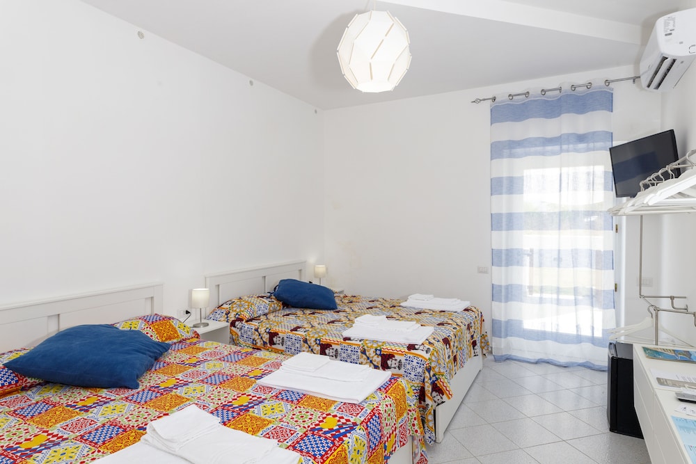 Comfort Quadruple Room photo 1