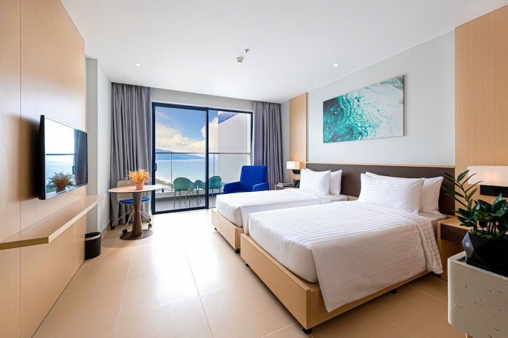 Deluxe Twin Room, Balcony, Sea View photo 1