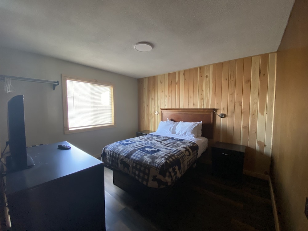 Superior Suite, Private Bathroom (Room 105, 106, 107, 108) photo 3