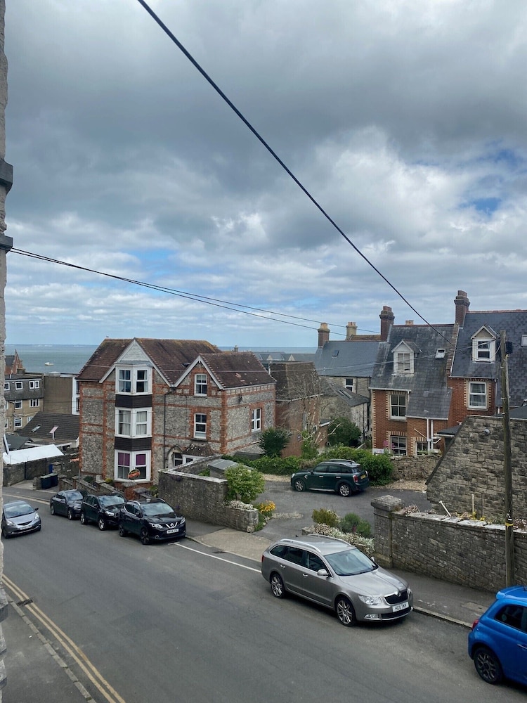 Classic Double Room, Ensuite, Sea View (First Floor Front View) photo 3