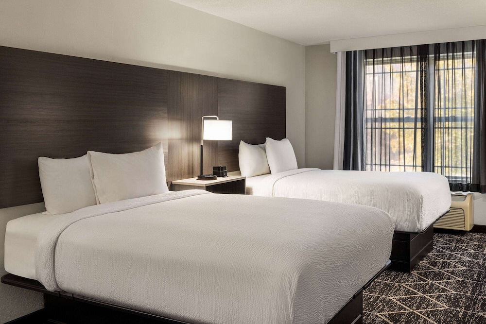 Room, 2 Queen Beds, Non Smoking - Photo 2