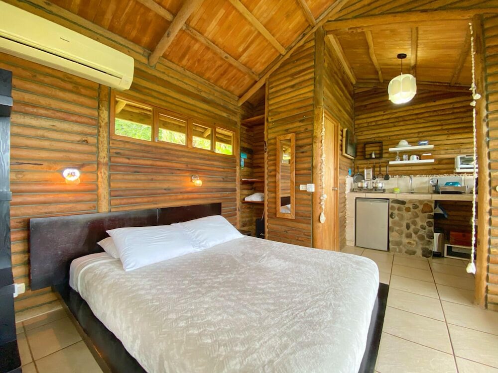 Studio, 1 Bedroom, Partial Ocean View