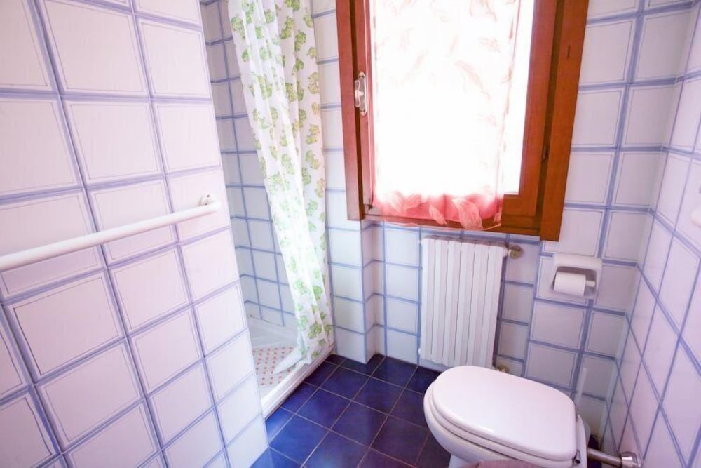House, 3 Bedrooms photo 3