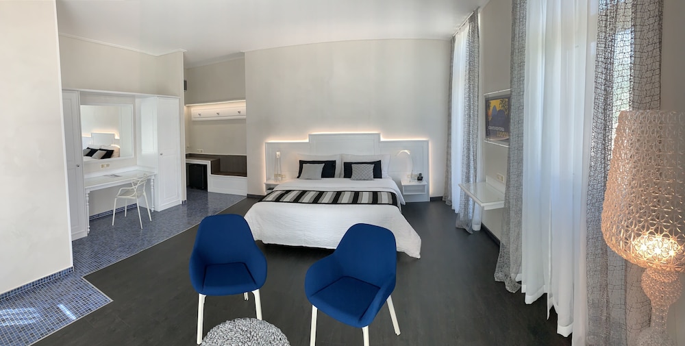 Double Room Superior Top, Balcony photo 2