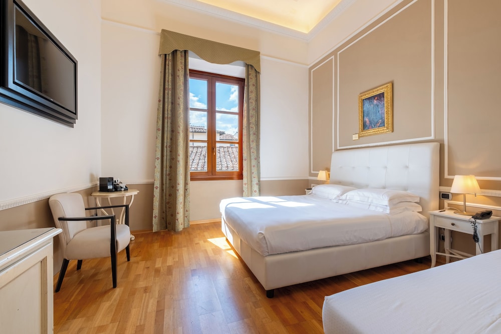 Classic Triple Room, 1 Bedroom - Photo 5