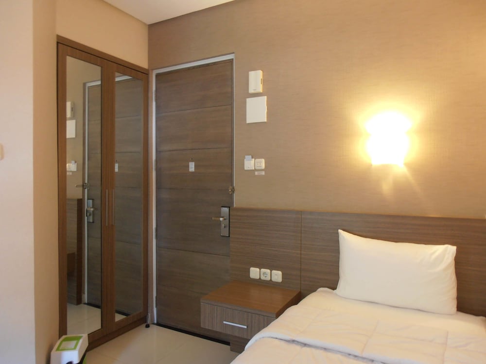 Single Room photo 2