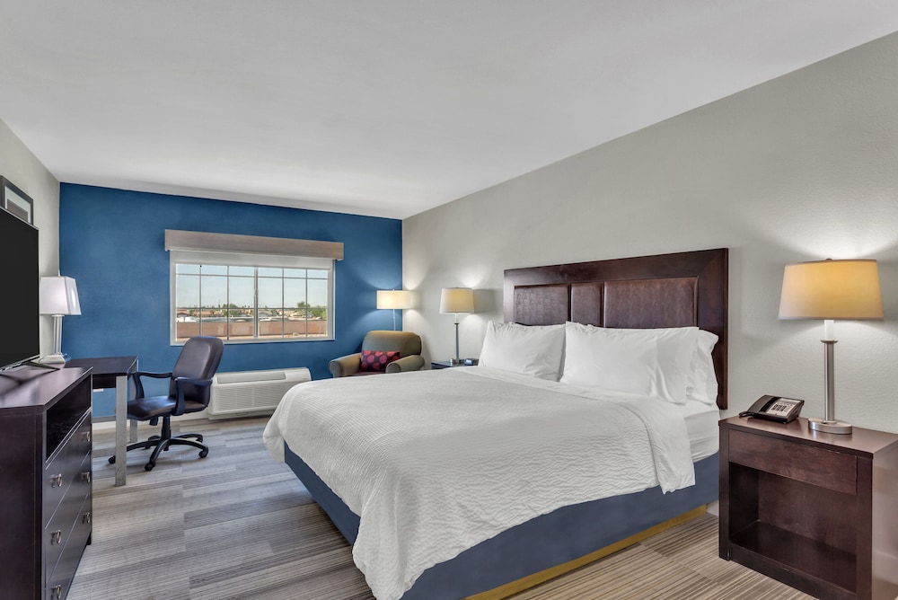 Suite, 1 Bedroom photo 1