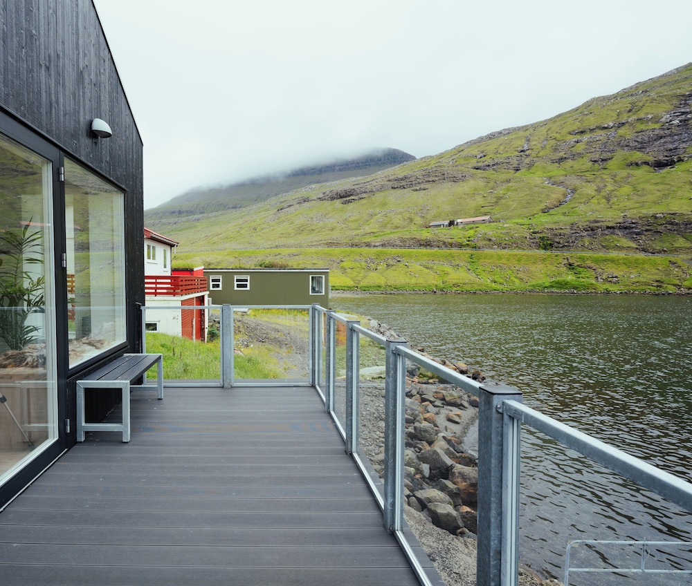 Panoramic House photo 3
