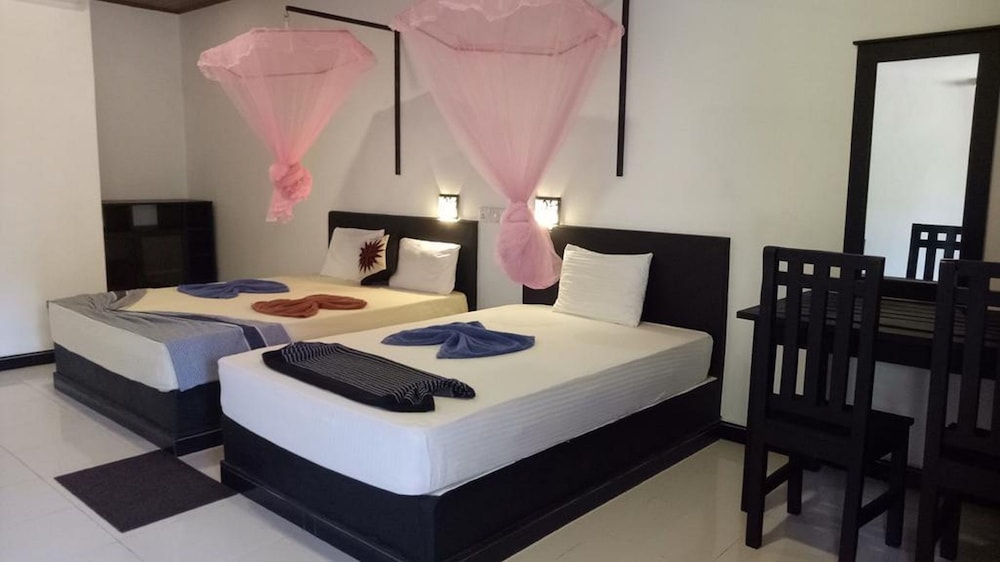 Comfort Room photo 2