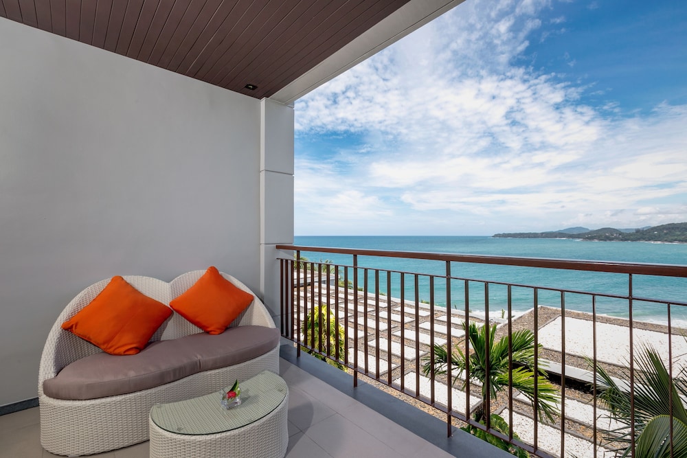 Sea View Honeymoon Suites - Photo 11