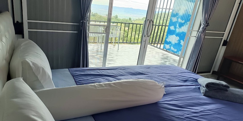 Standard Double Room - Photo 15