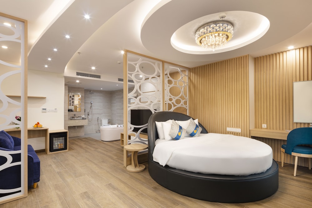 Suite, Sea View photo 1