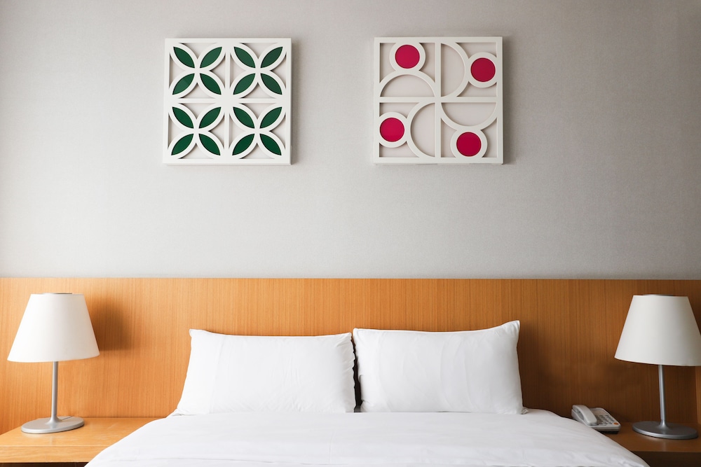 Available room
