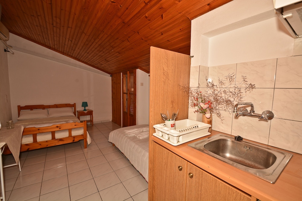 Studio, Sea View (for 3) photo 3