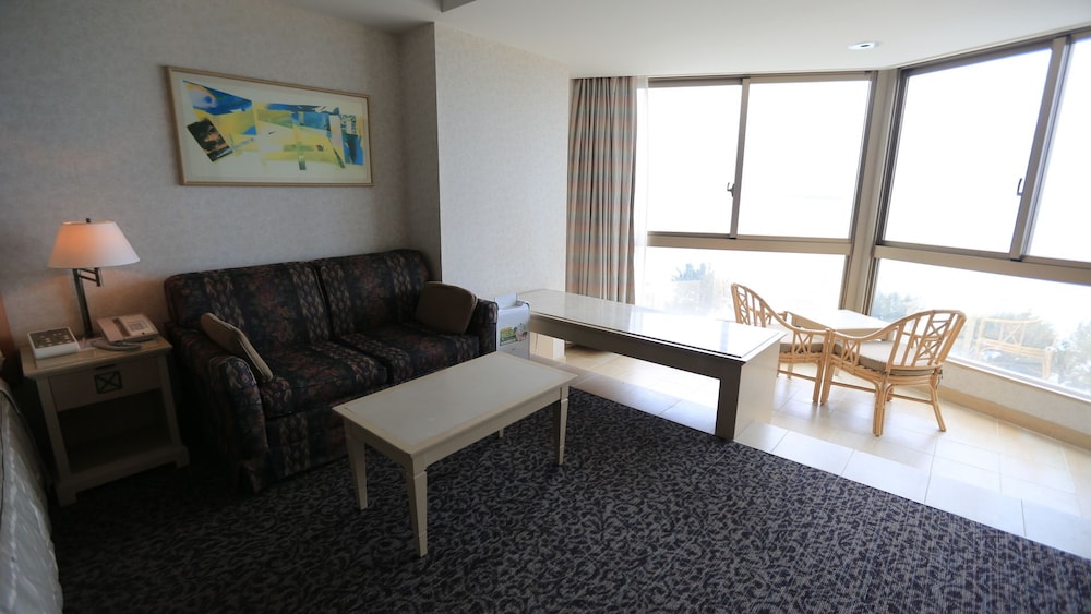 Superior Room, Non Smoking, Ocean View (Taga Tower) photo 2