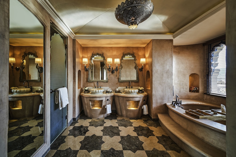 Fairmont, Suite, 1 Double Bed Fairmont, Suite, 1 Double Bed