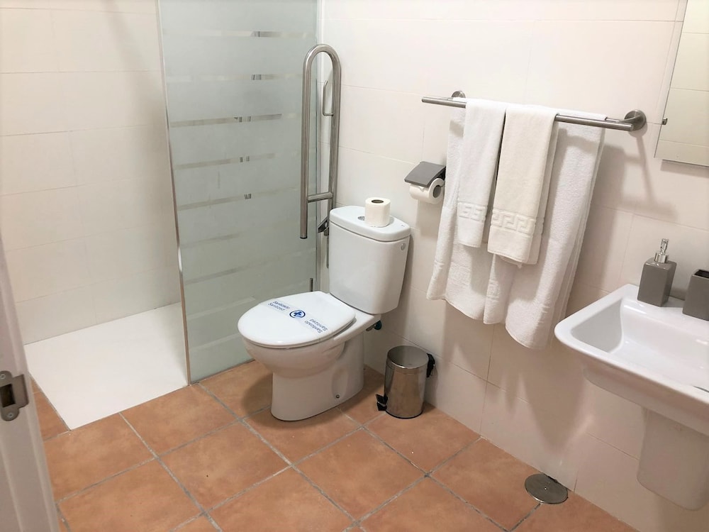 Family House, 2 Bedrooms, Accessible, Kitchenette photo 3
