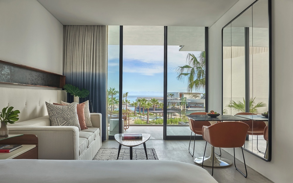 Room, 2 Double Beds, Ocean View - Photo 4