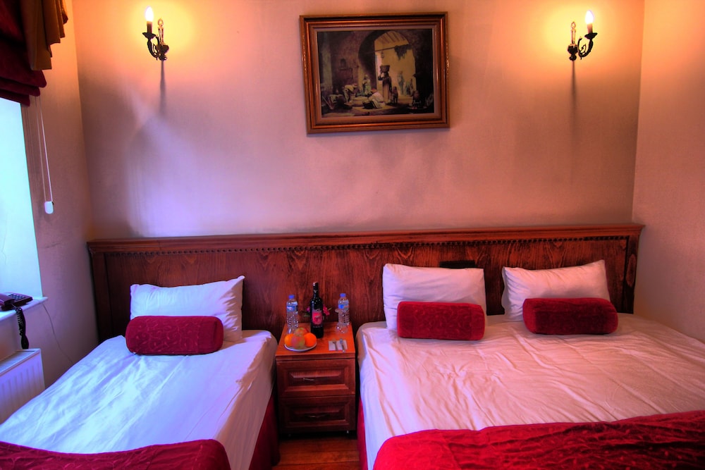 Standard Triple Room photo 3