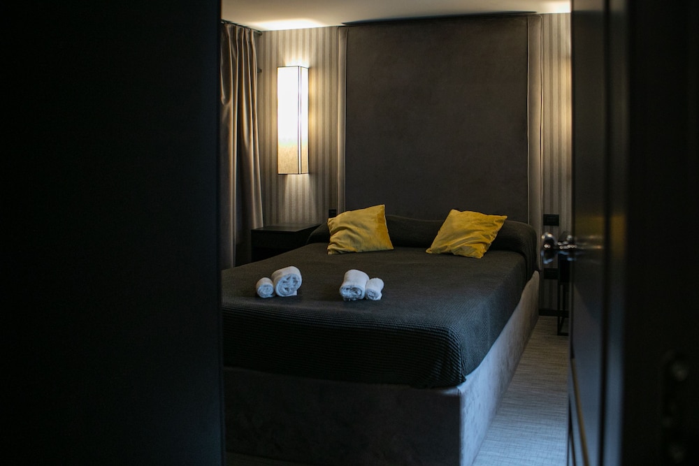 Design Double Room, 1 King Bed photo 3