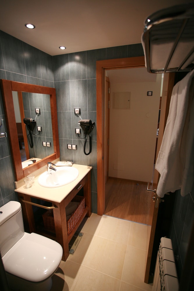 Standard Suite for 3 people photo 2