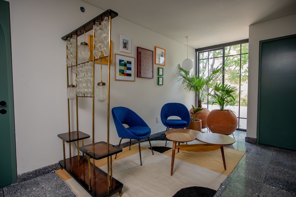 Family House (for 32 people)
