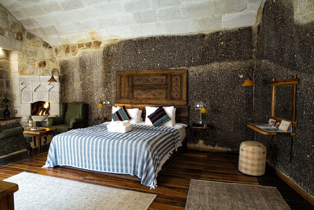 King Suite - Photo 7