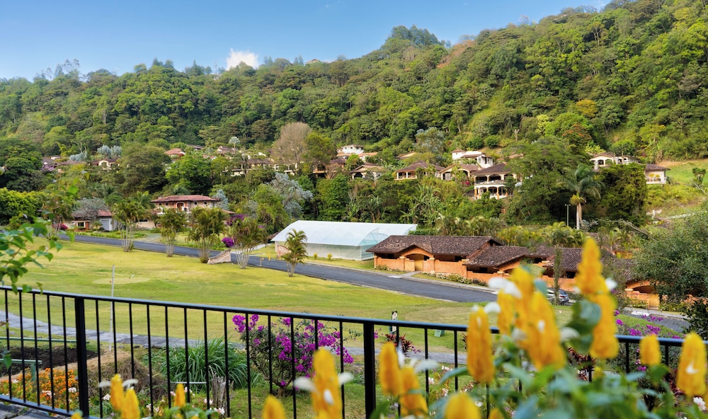Fairway Bungalow - Photo 7