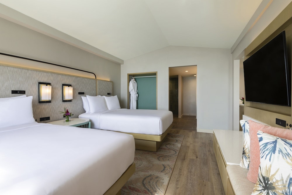 Suite, 1 Bedroom, Balcony, Oceanfront