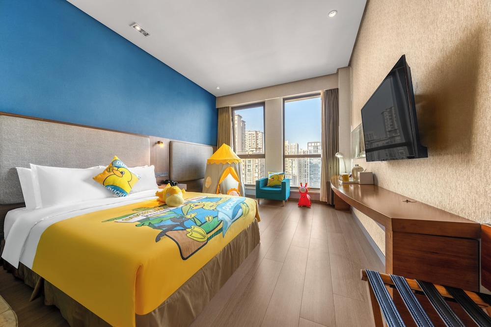 Standard Room, 1 King Bed (Kids Theme)