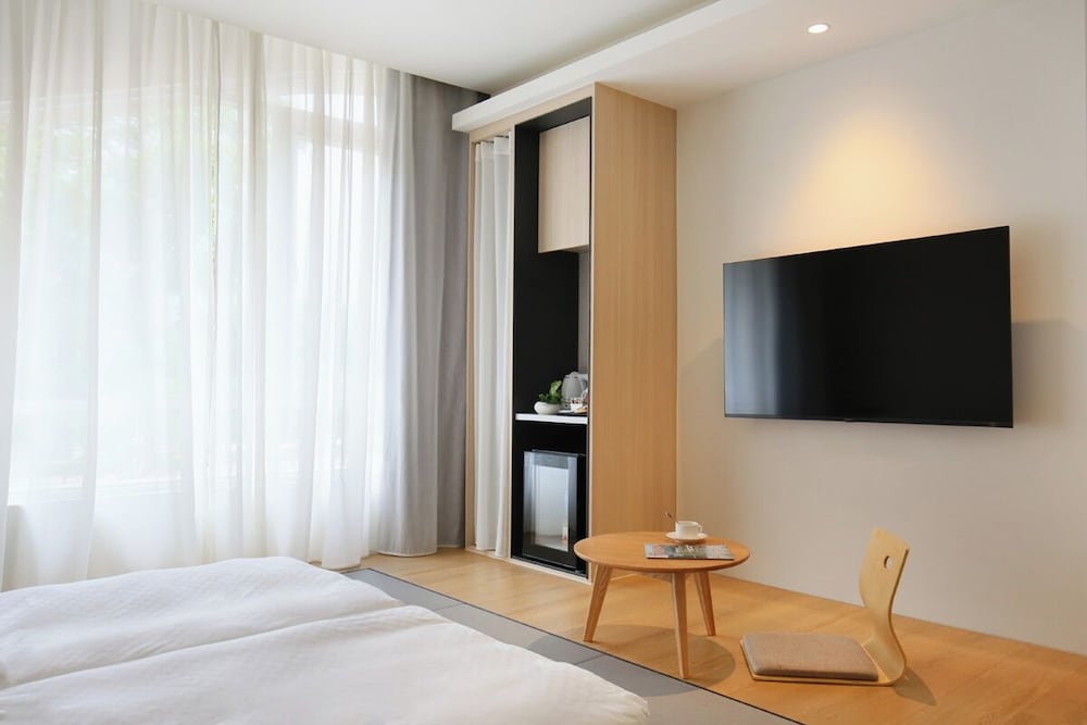 Japanese-style Twin Room, City View
