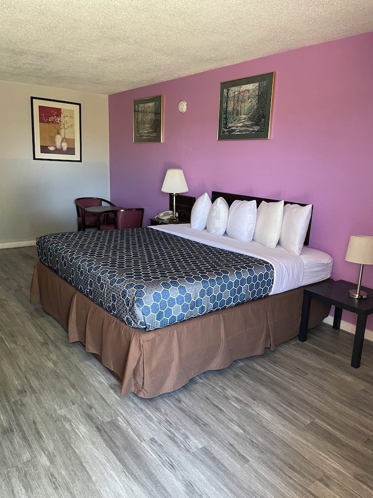 Basic Room photo 1