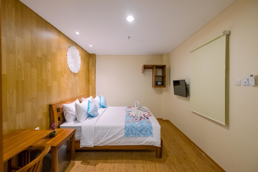 Standard Double Room, 1 Double Bed, Pool Access photo 3