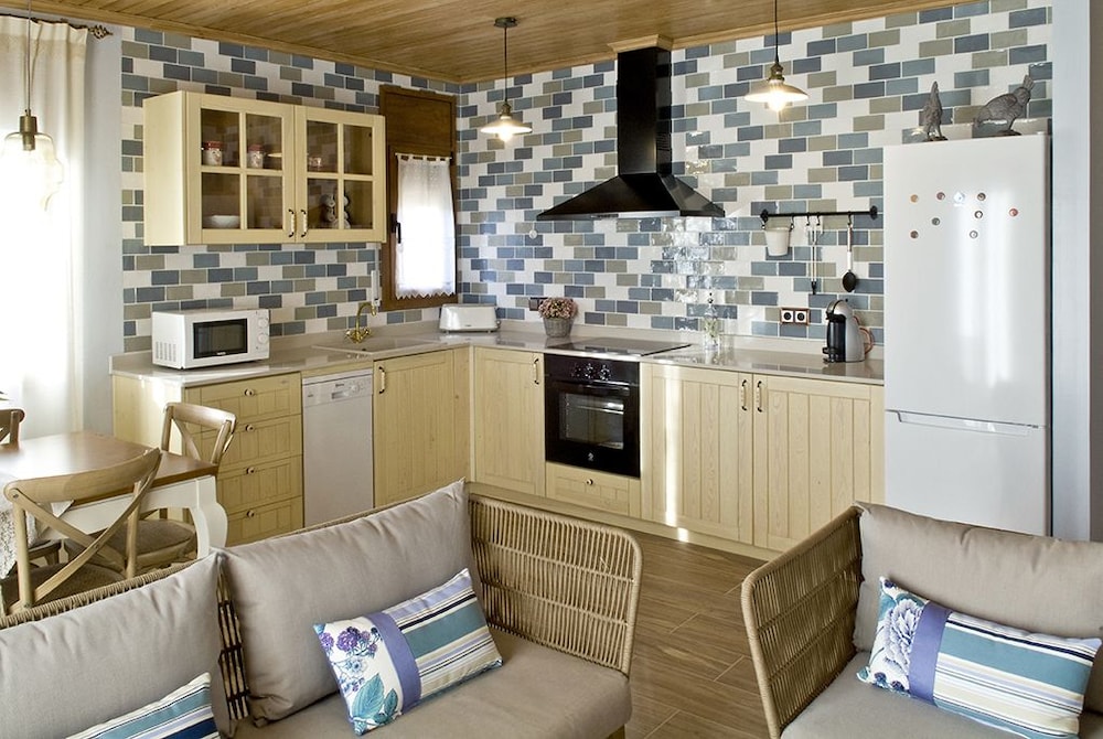Apartment, 2 Bedrooms, Terrace, Mountain View photo 2