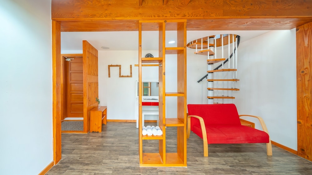 Basic Room, 1 Bedroom (Room 206) - Photo 2