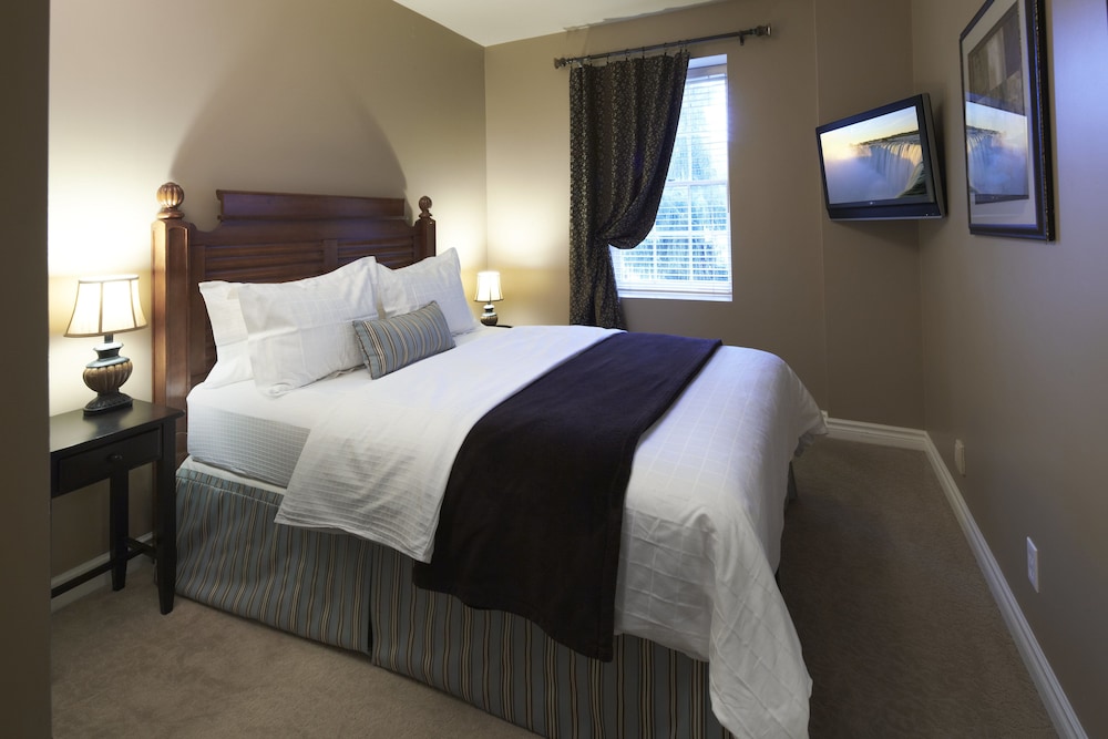 Signature Suite, 2 Bedrooms, 2 Bathrooms photo 2