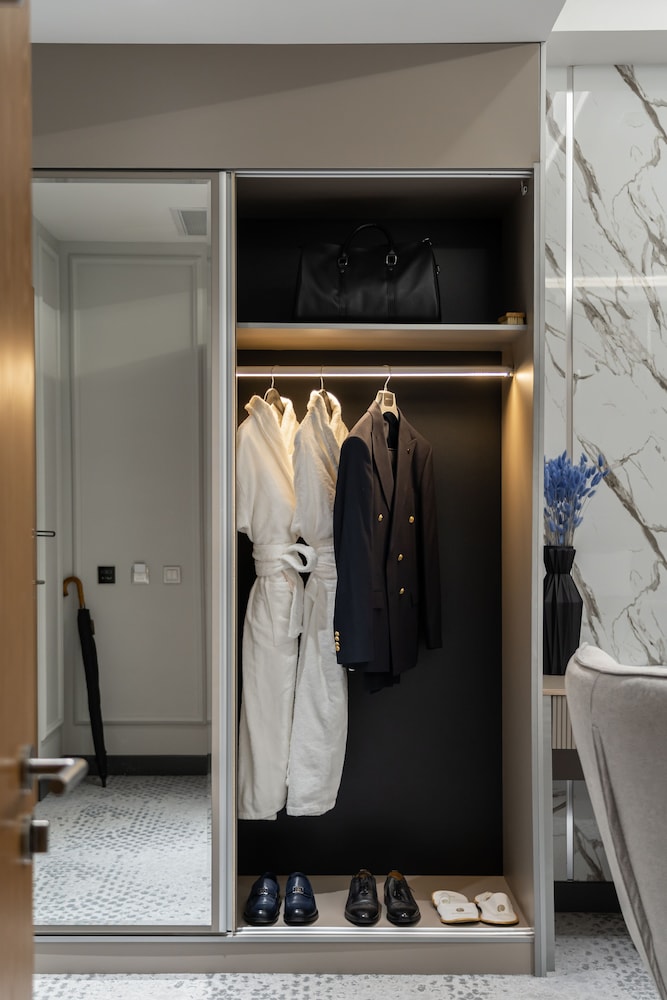 City Twin Room photo 3