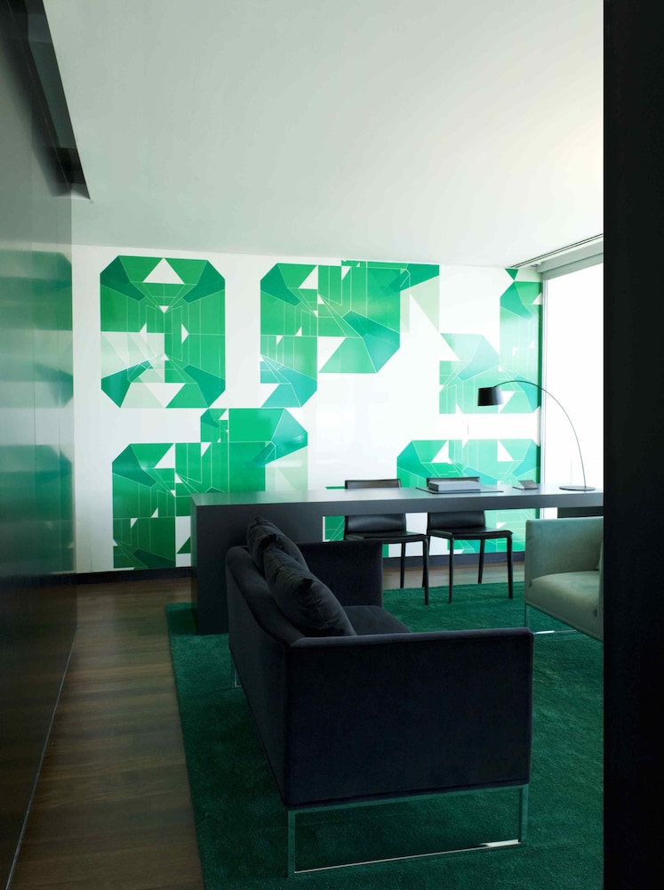 Suite (Diplomatic) - Photo 7