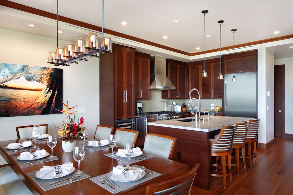 Laola 4-Bedroom Owner Designed Residence photo 2