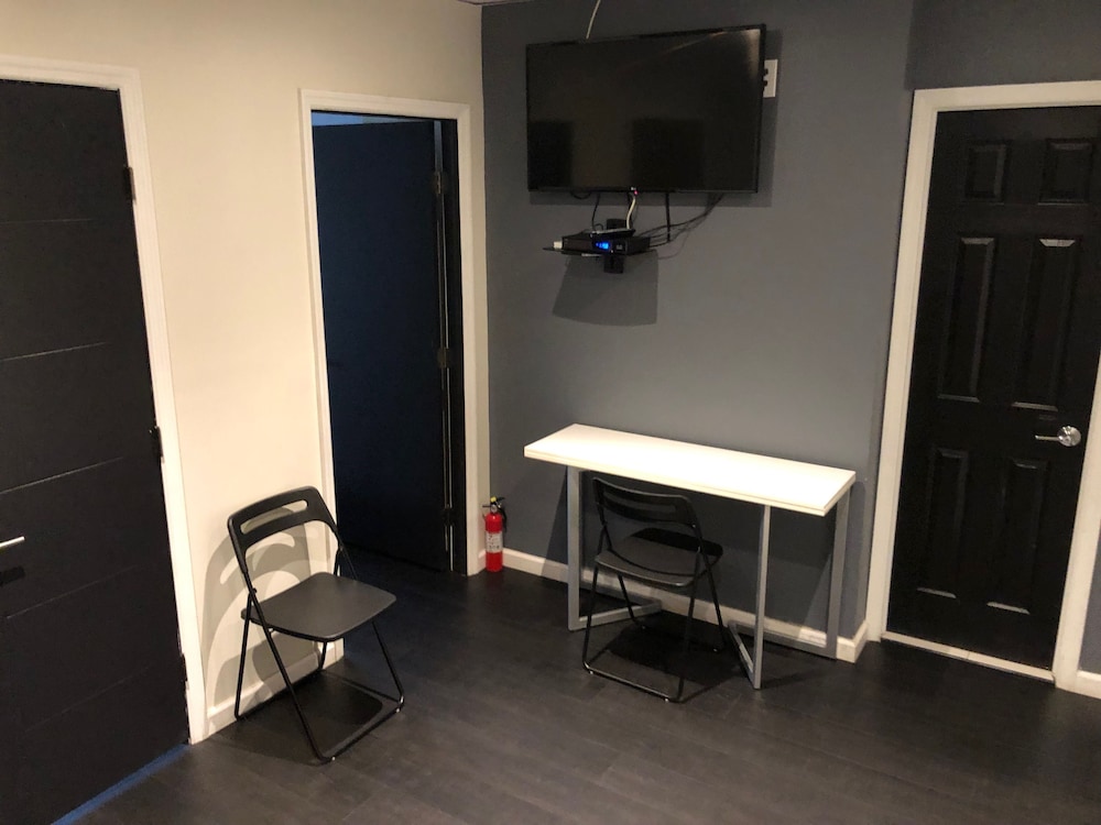 Superior Apartment (Apartment 302) photo 1