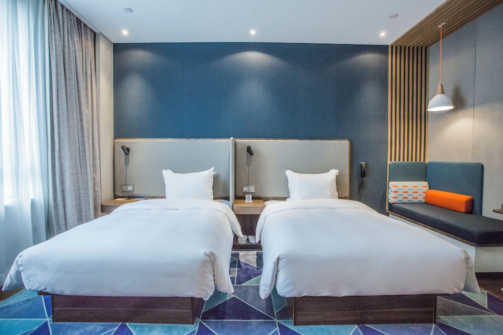Standard Room, 2 Twin Beds - Photo 2