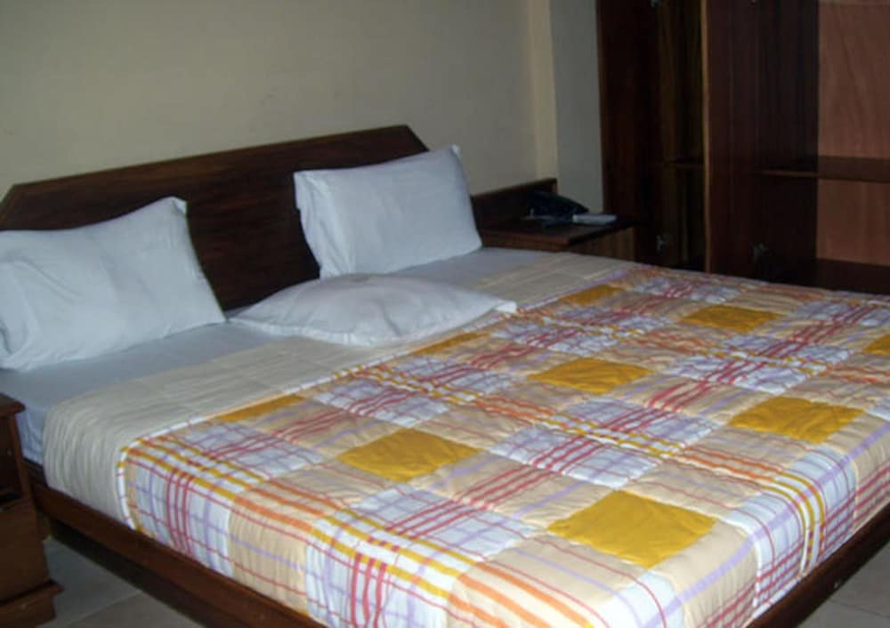 Suite (Diplomatic) photo 1