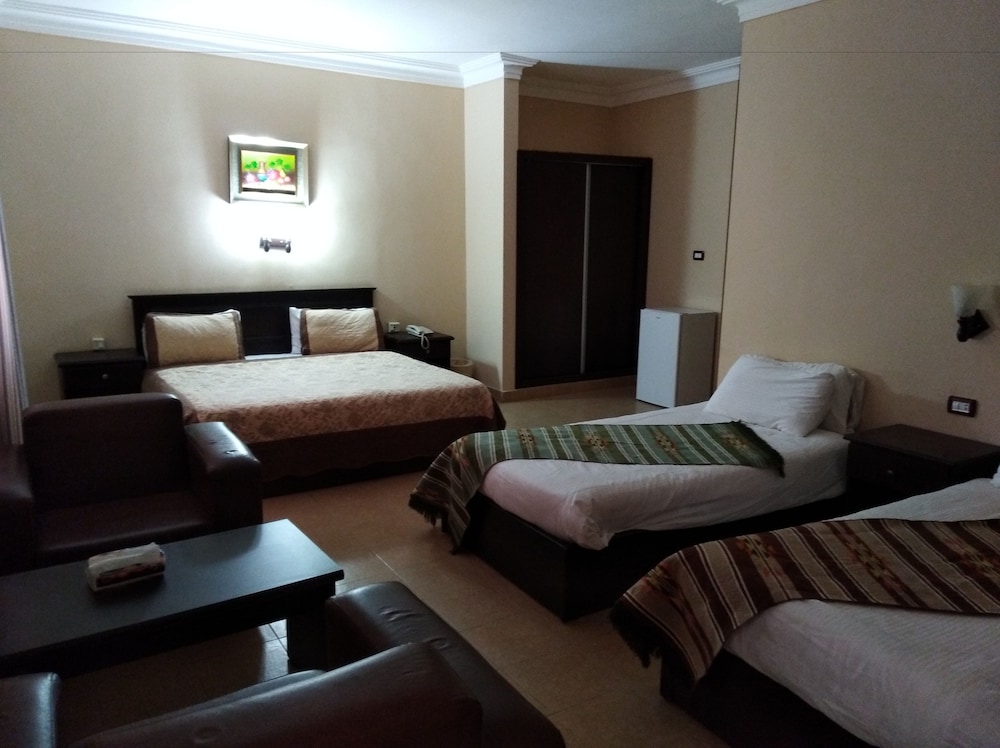 Family Room, Multiple Beds, Balcony