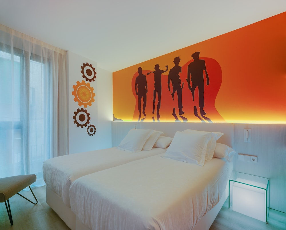Standard Double Room, 1 Double or 2 Twin Beds - Photo 11