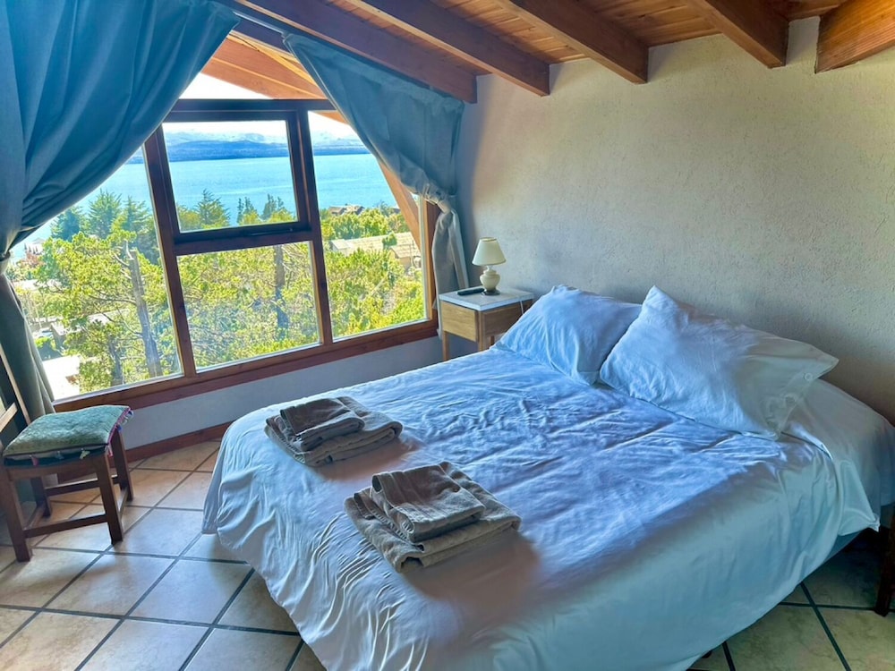 Family Duplex, 2 Bedrooms, Lake View, Lakeside photo 3