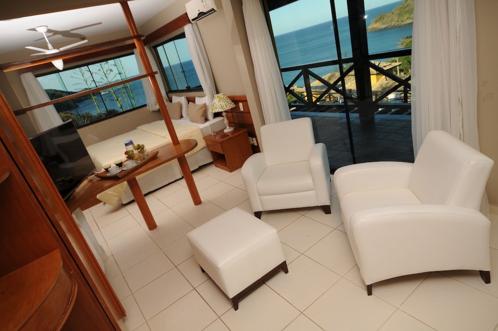 Room (Master) - Photo 42