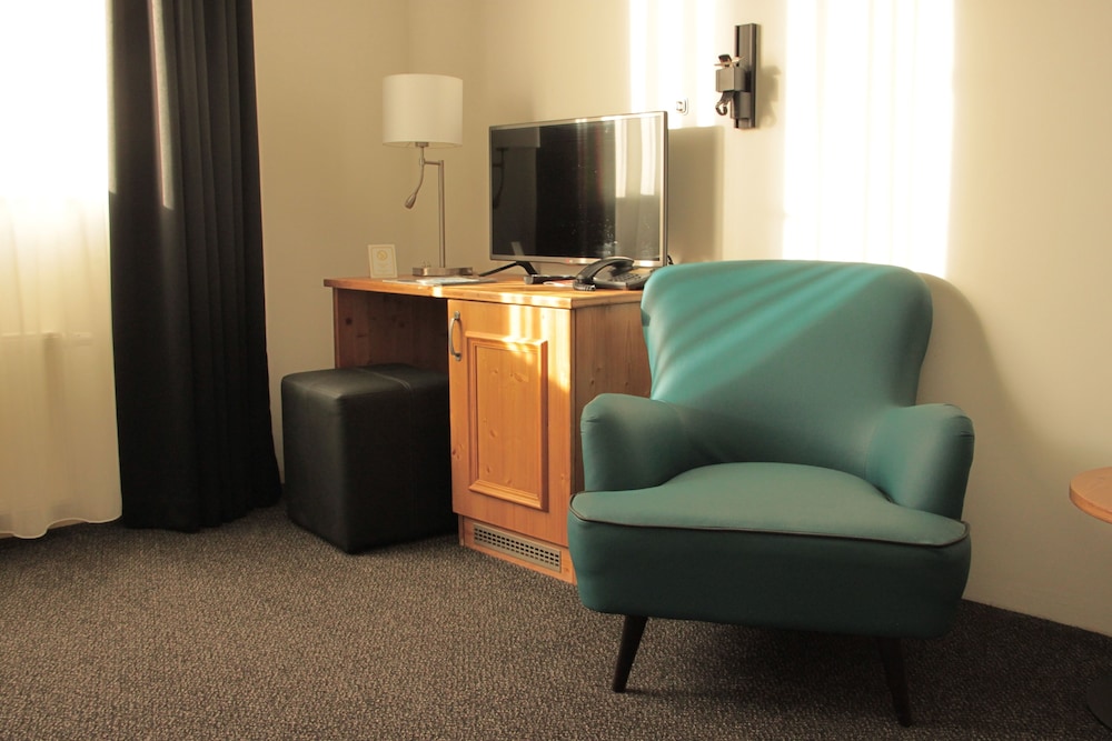 Deluxe Room - Photo 3